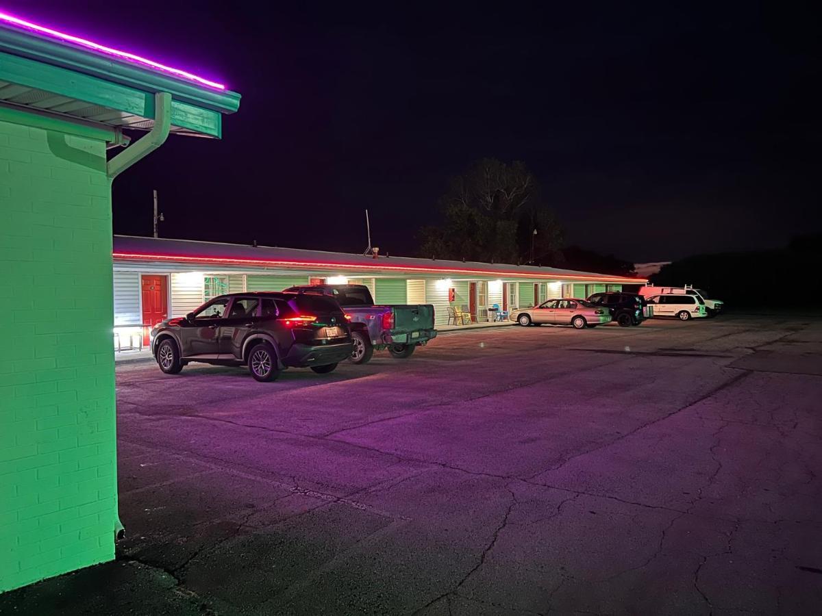 Motel Boutique By Wolf Inn 米兰 外观 照片